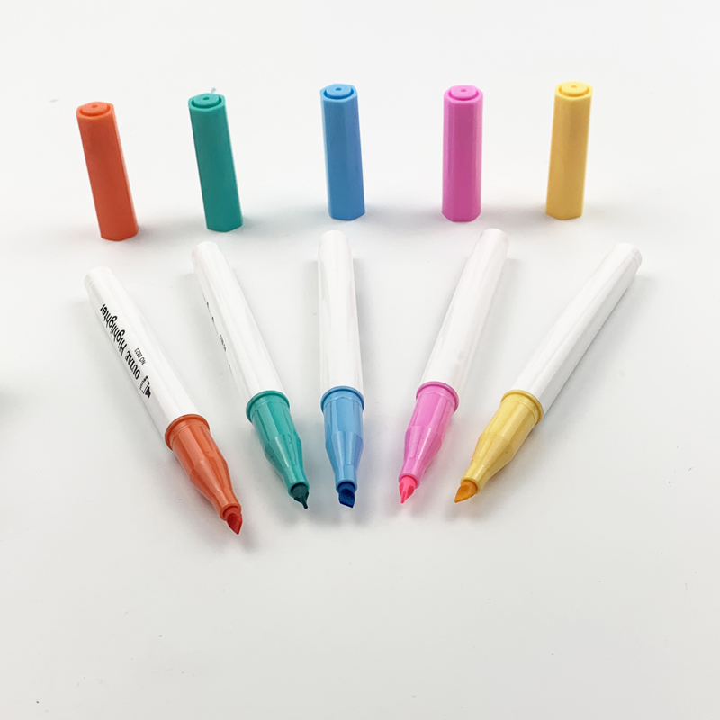 soft tip highlighter marker pen