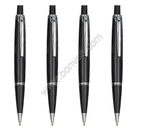 feature metal pen